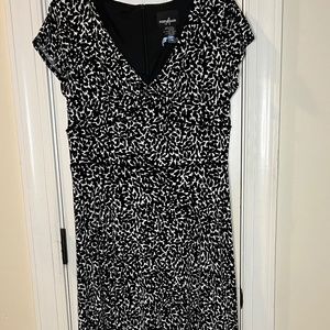 Positive Attitude Size 12 Petite Dress Black & White Midi